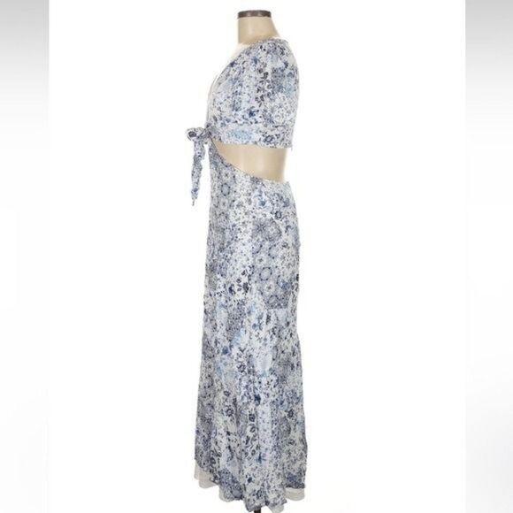 Lulus Stroll the Avenues White Floral Print Tie-Front Maxi Dress Size Medium - Picture 7 of 12